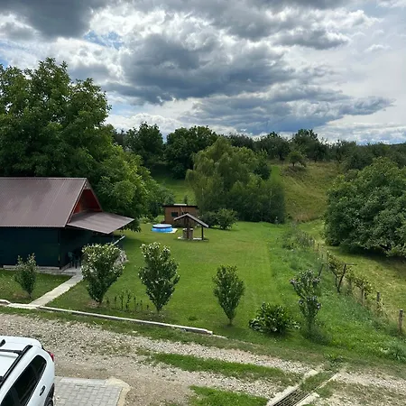 Dudarik 3*